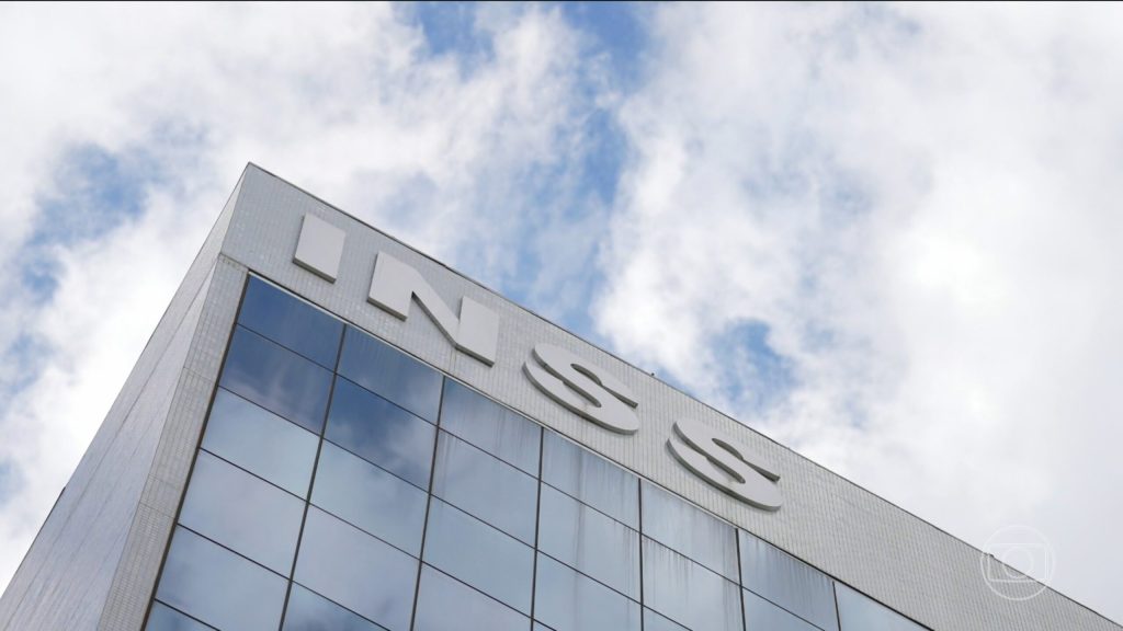 Fraude no INSS ganha nova dimensão com apreensão de cadernos que revelam suposta divisão de propinas fraude-no-inss-ganha-nova-dimensao-com-apreensao-de-cadernos-que-revelam-suposta-divisao-de-propinas