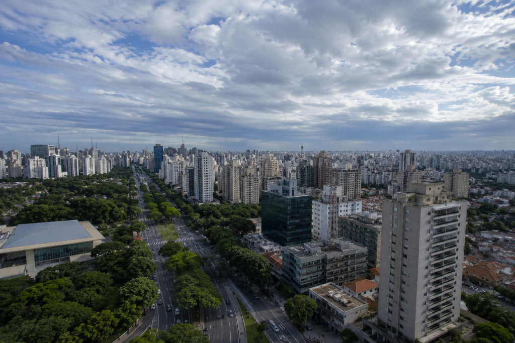 São Paulo terá sexta-feira com sol entre muitas nuvens e tempo ameno sao-paulo-tera-sexta-feira-com-sol-entre-muitas-nuvens-e-tempo-ameno
