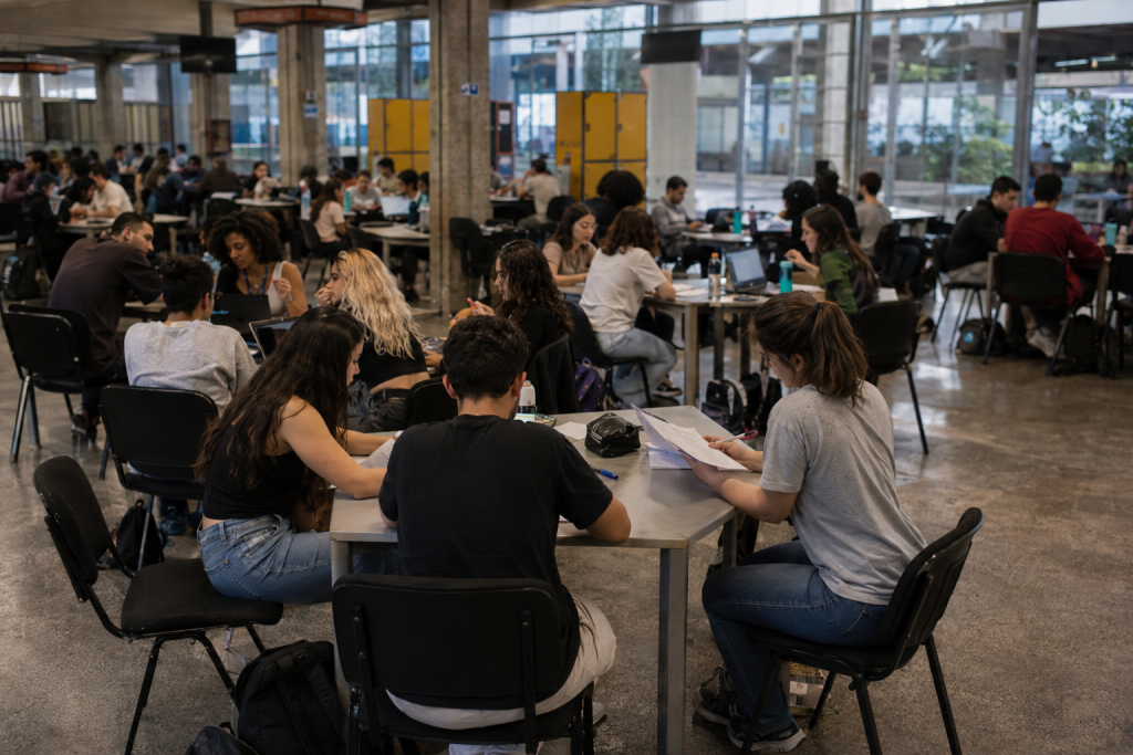 MEC debate papel do Enem na avaliação da educação básica no Brasil mec-debate-papel-do-enem-na-avaliacao-da-educacao-basica-no-brasil